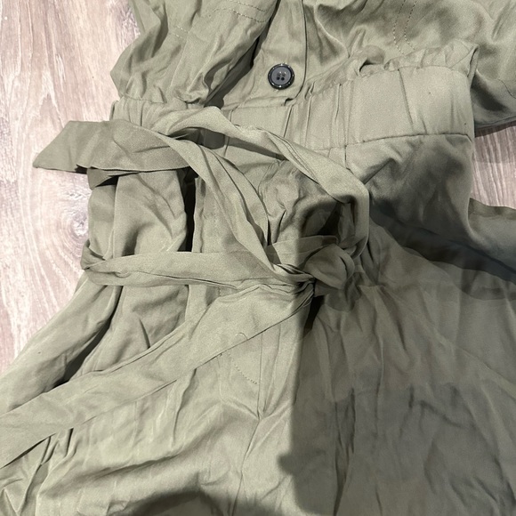 Hm romper - Picture 4 of 4